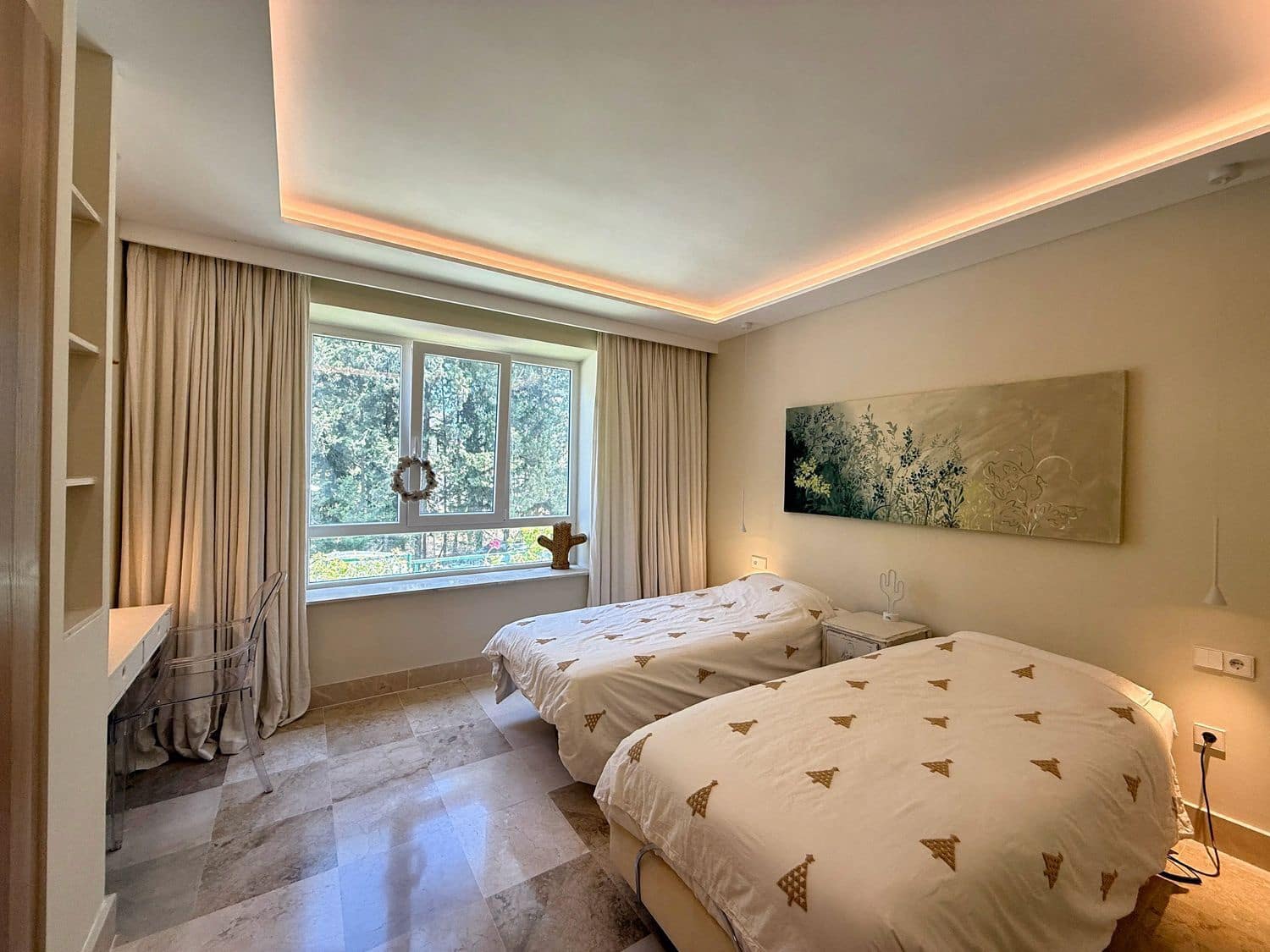 4 Zimmer Apartment zu vermieten in San Pedro de Alcantara mit Garage - 3.500 € (Ref: 9909951)