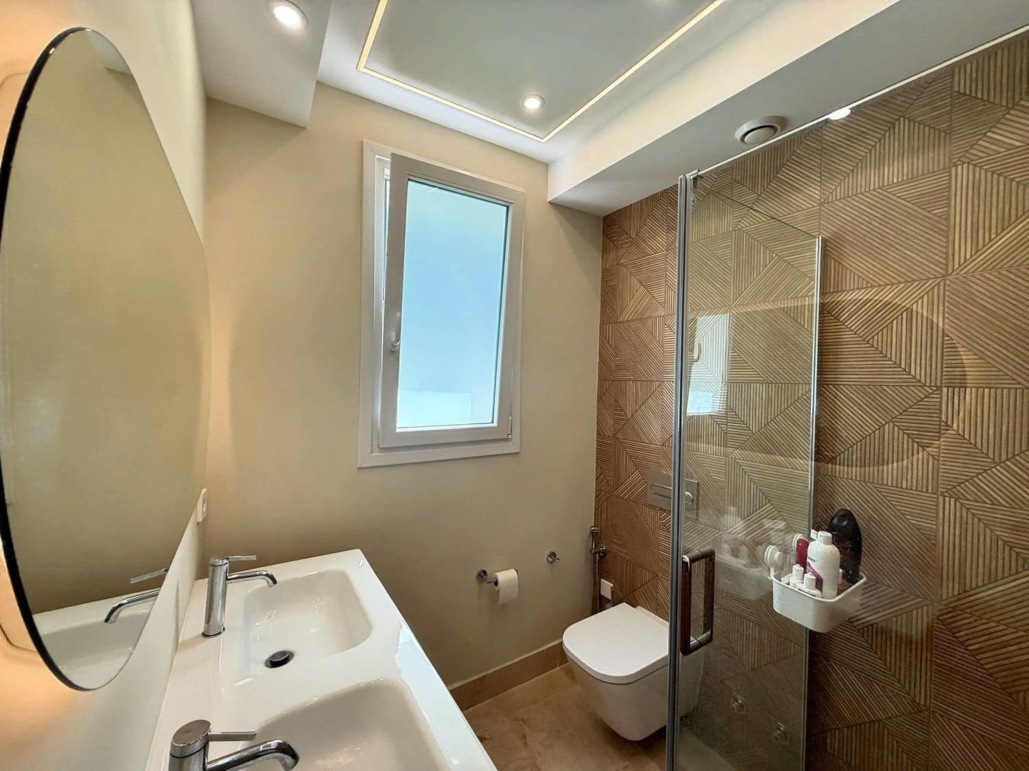 4 Zimmer Apartment zu vermieten in San Pedro de Alcantara mit Garage - 3.500 € (Ref: 9909951)