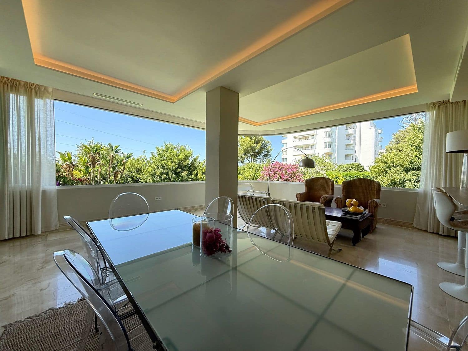 4 Zimmer Apartment zu vermieten in San Pedro de Alcantara mit Garage - 3.500 € (Ref: 9909951)