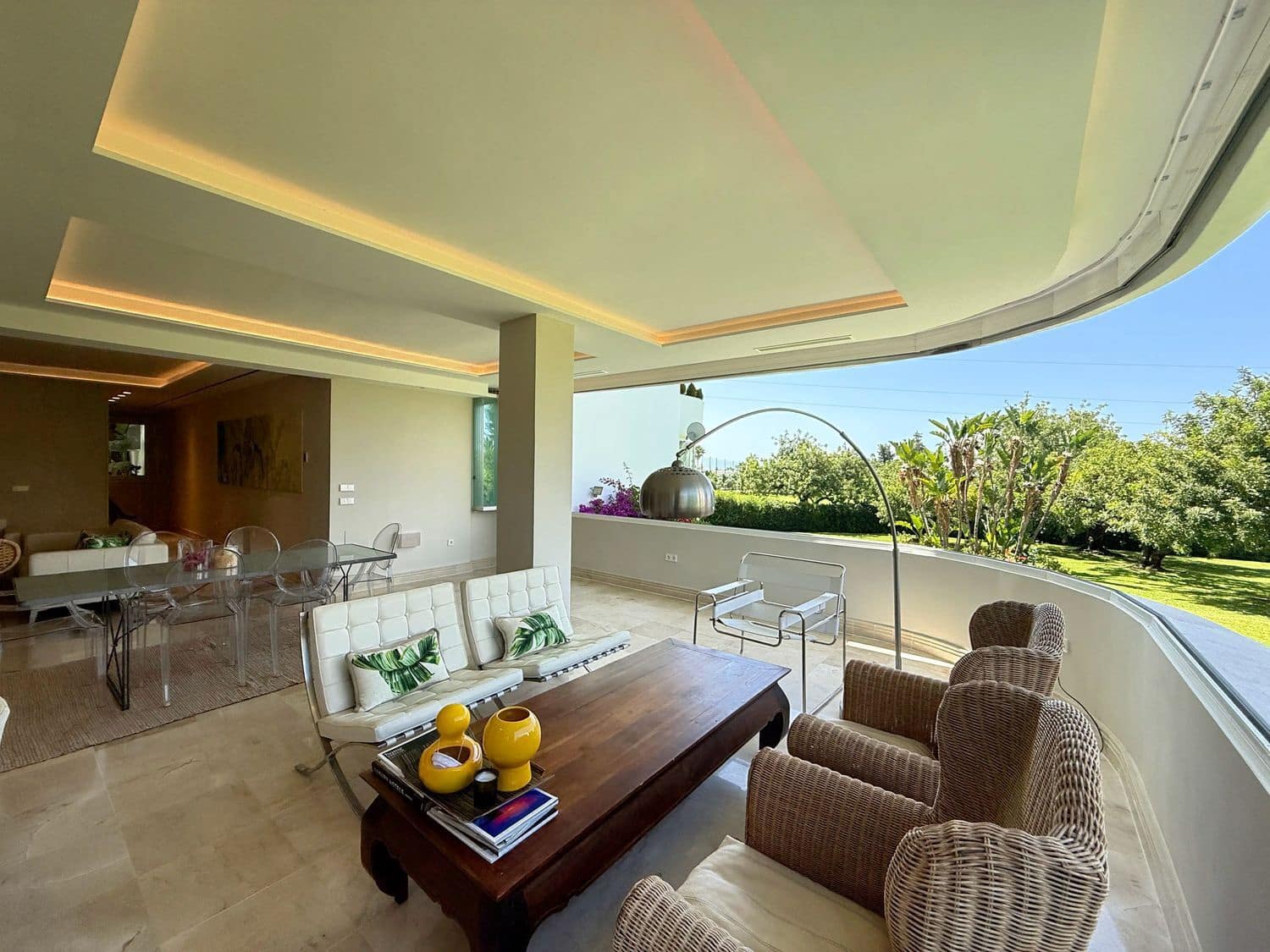 4 Zimmer Apartment zu vermieten in San Pedro de Alcantara mit Garage - 3.500 € (Ref: 9909951)