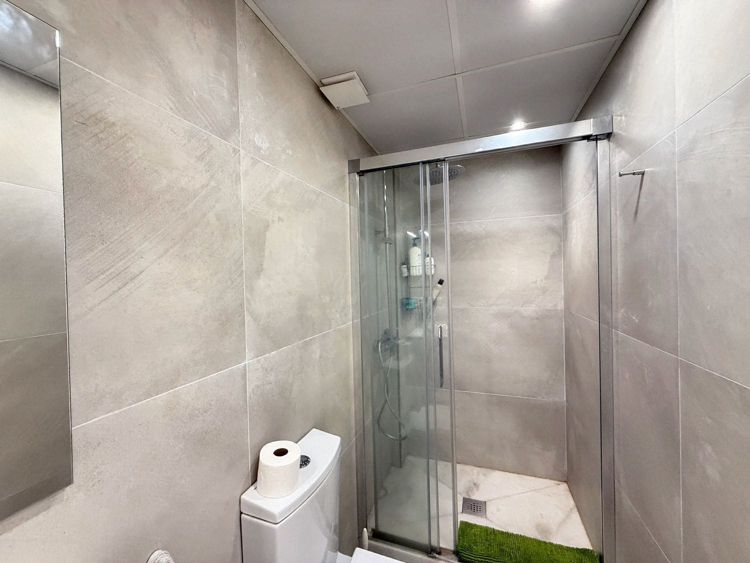 2 sovrum Lägenhet att hyra i Nueva Andalucia med pool garage - 2 200 € (Ref: 9912657)