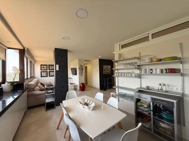 2 soverom Leilighet til leie i La Dama de Noche - La Alzambra, Marbella med svømmebasseng garasje - € 2 000 (Ref: 9912657)