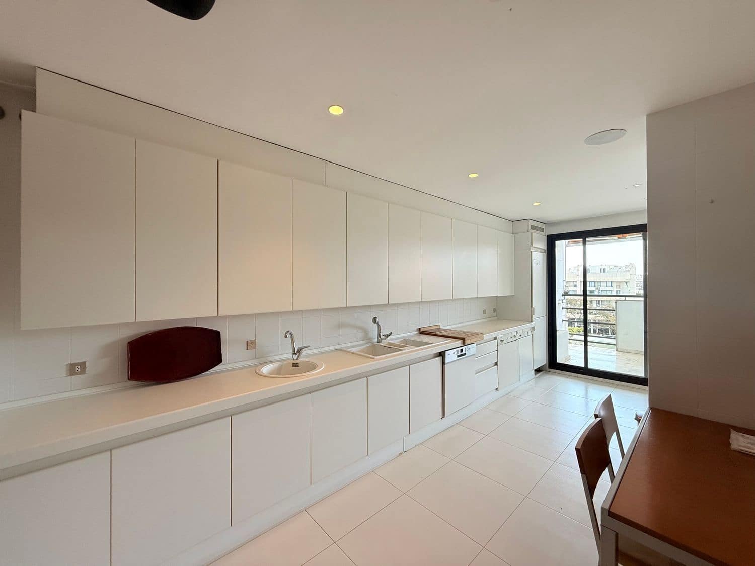Apartamento de 1 habitación en Marbella en alquiler con garaje - 2.900 € (Ref: 9937416)