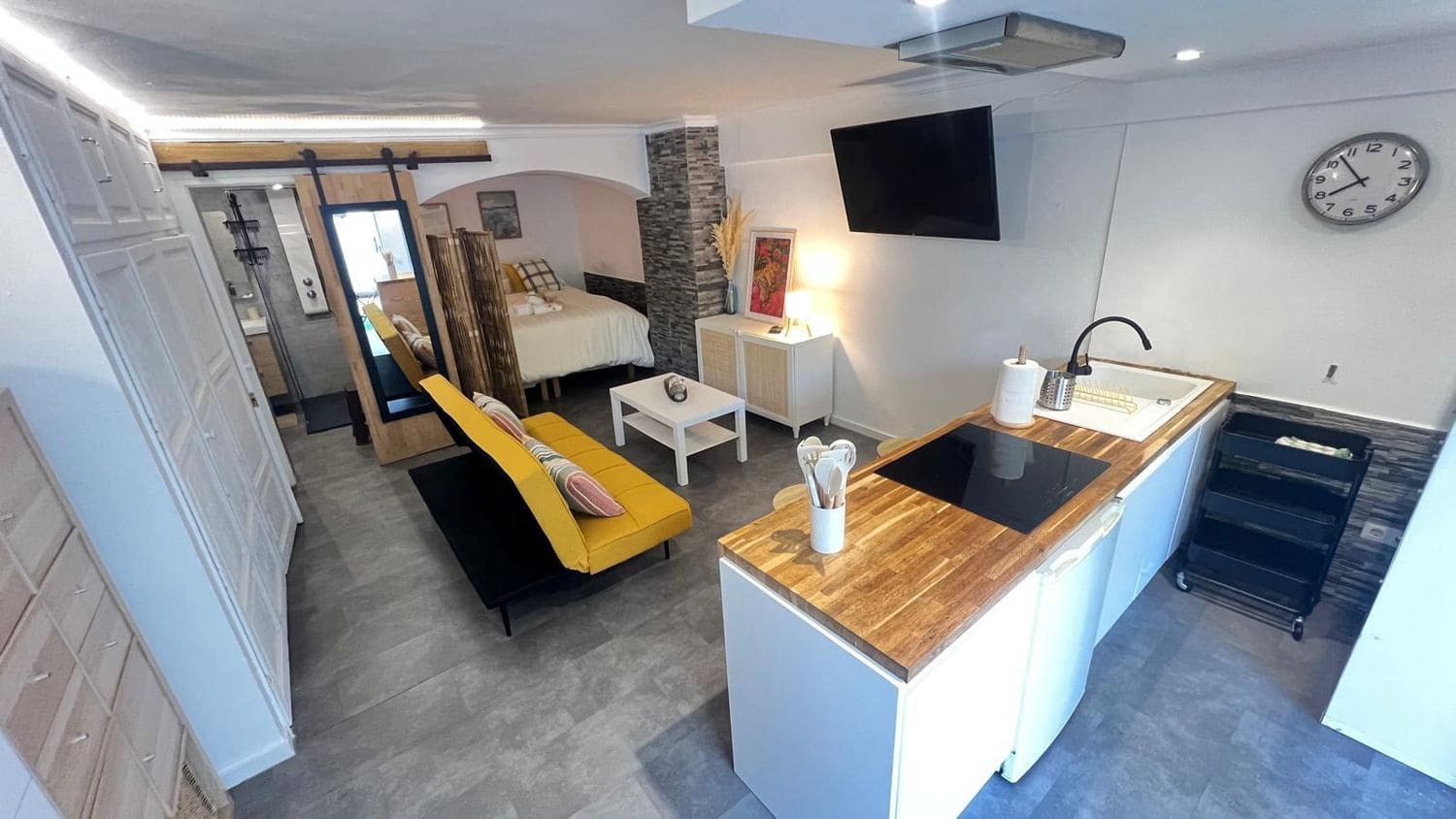 Apartment for rent in Marbella with garage - € 1,100 (Ref: 9941665)