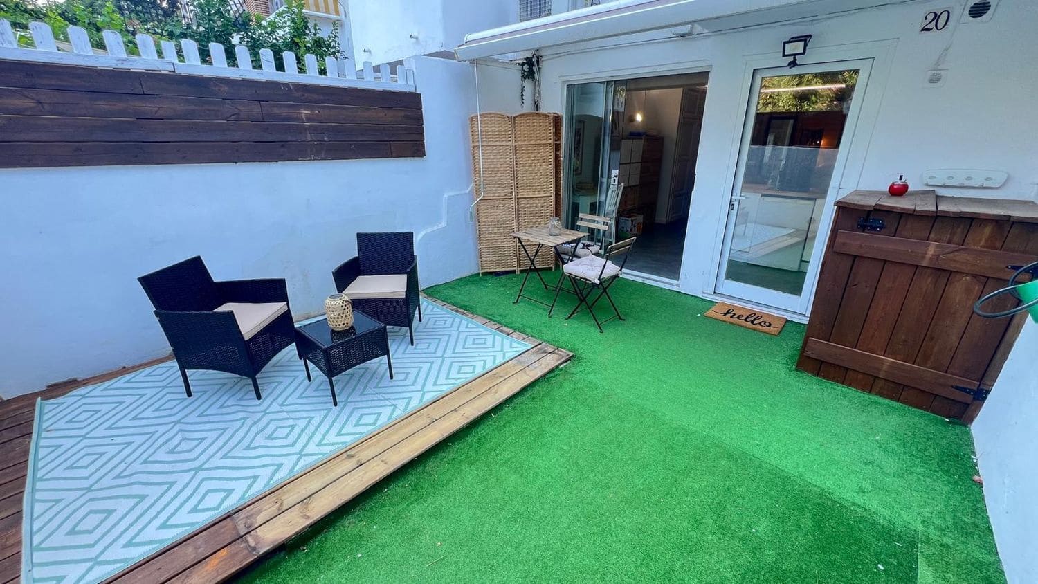 Apartment for rent in Marbella with garage - € 1,100 (Ref: 9941665)