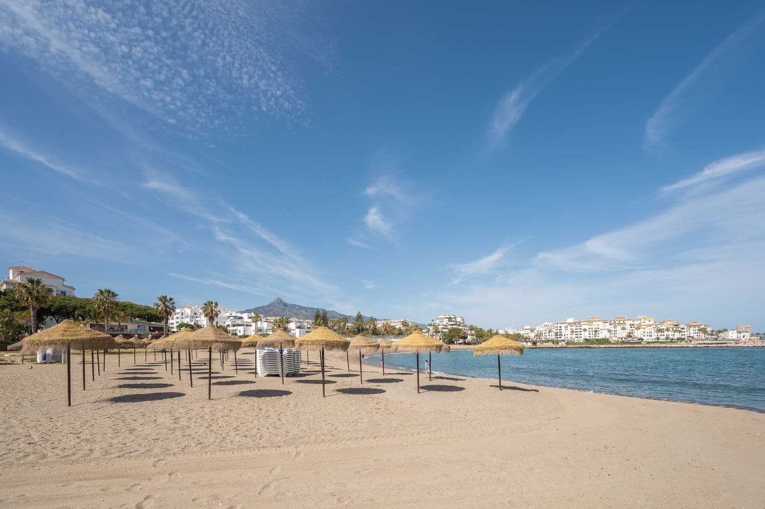 Appartement te huur in Marbella met garage - € 1.100 (Ref: 9941665)
