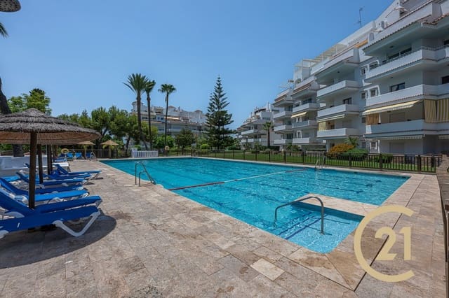 2 Zimmer Apartment zu verkaufen in Nueva Andalucía Centro, Marbella mit Pool Garage - 629.000 € (Ref: 9964615)