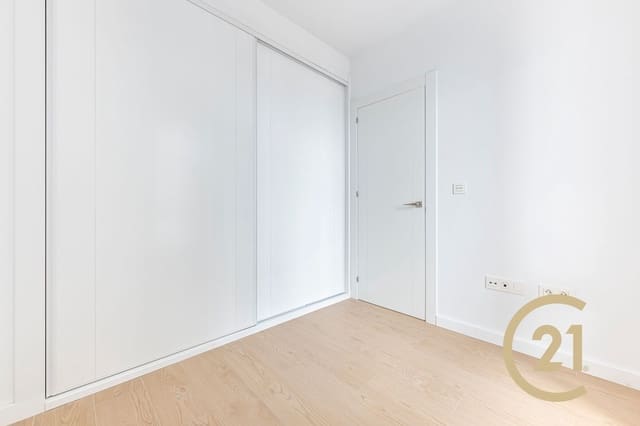 2 sypialnia Apartament na sprzedaż w Los Boliches , Fuengirola z garażem - 310 000 € (Ref: 9981718)