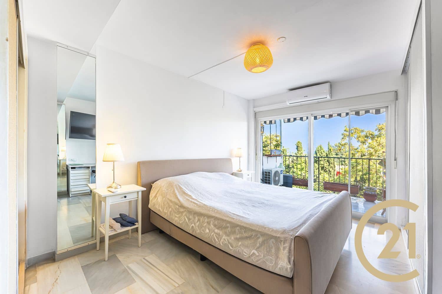 1 camera da letto Appartamento in vendita in Marbella con garage - 300.000 € (Rif: 9995434)