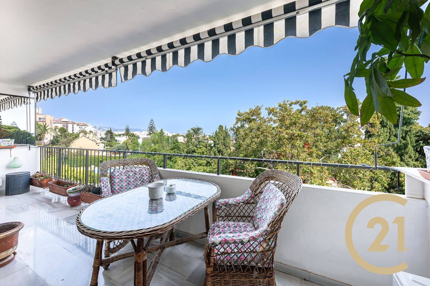 1 camera da letto Appartamento in vendita in Marbella con garage - 300.000 € (Rif: 9995434)