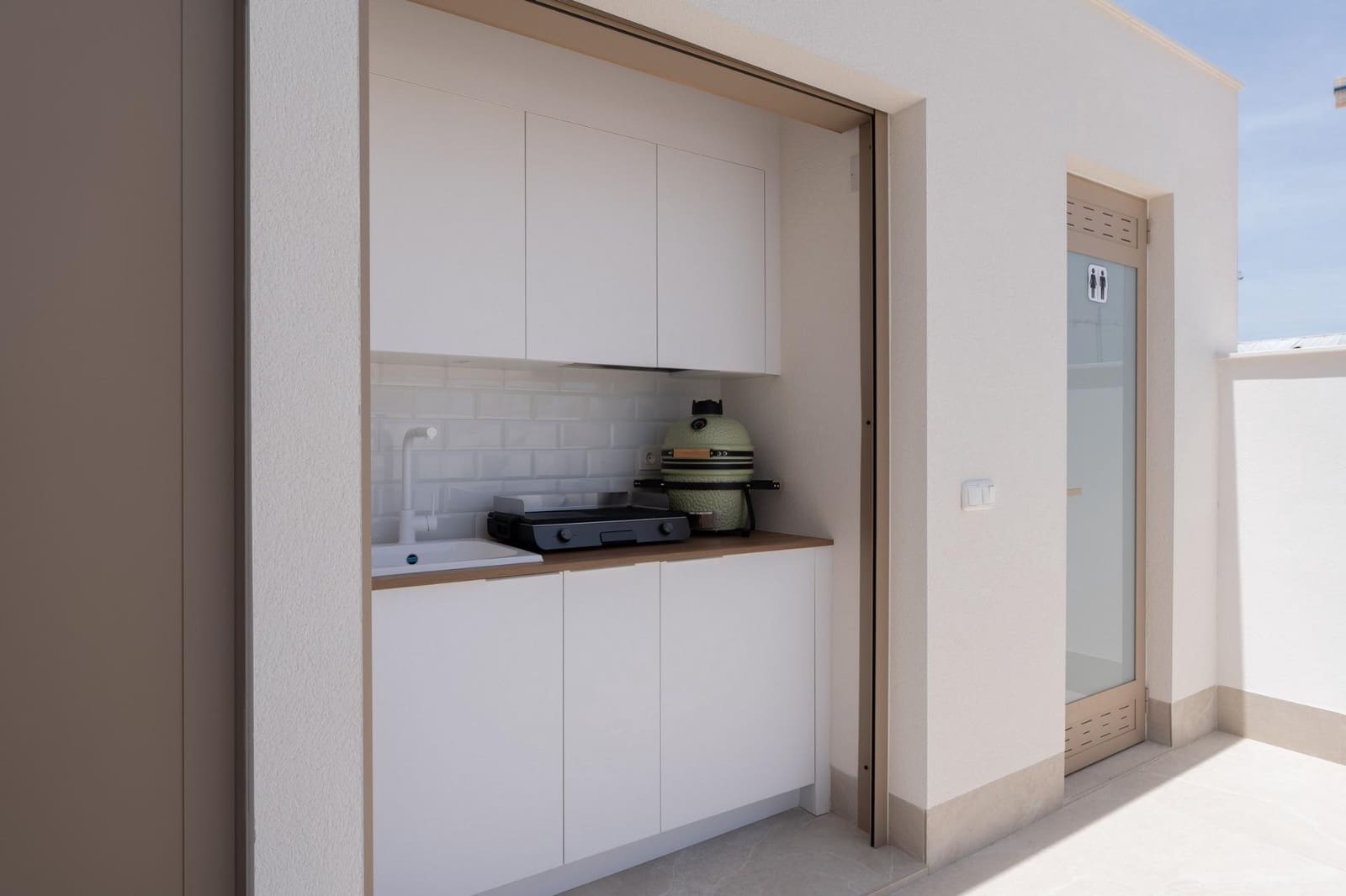 3 quarto Moradia para venda em Los Alcazares com piscina garagem - 469 000 € (Ref: 10004896)