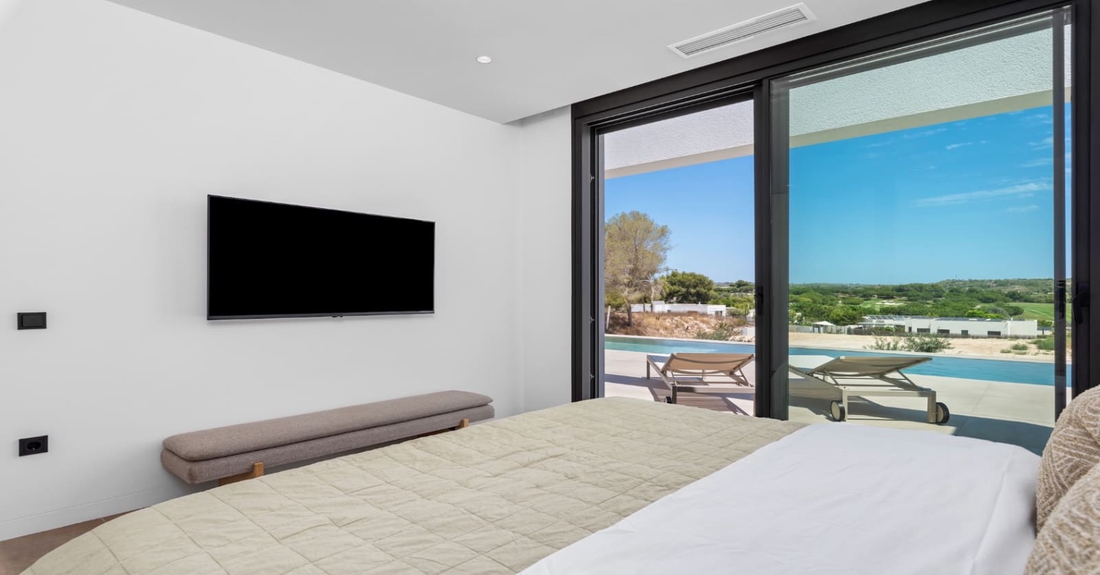 3 bedroom Villa for sale in Las Colinas Golf with pool garage - € 1,875,000 (Ref: 10039449)