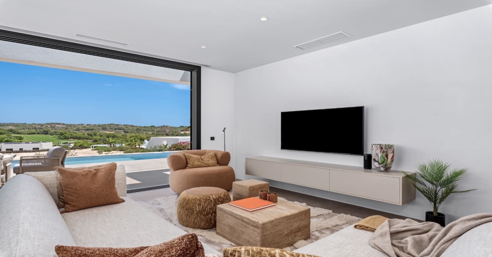 3 bedroom Villa for sale in Las Colinas Golf with pool garage - € 1,875,000 (Ref: 10039449)