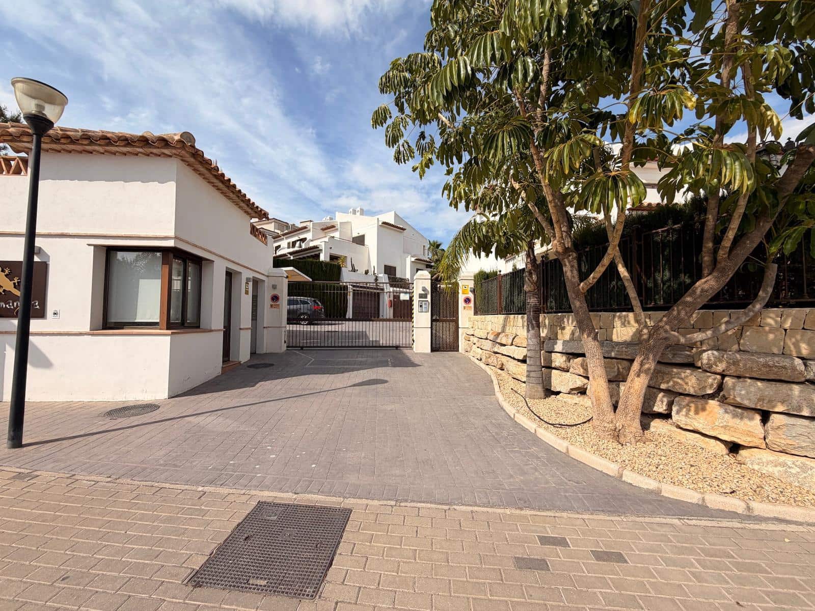 3 quarto Casa em Banda para venda em Finestrat com piscina garagem - 399 000 € (Ref: 10039451)