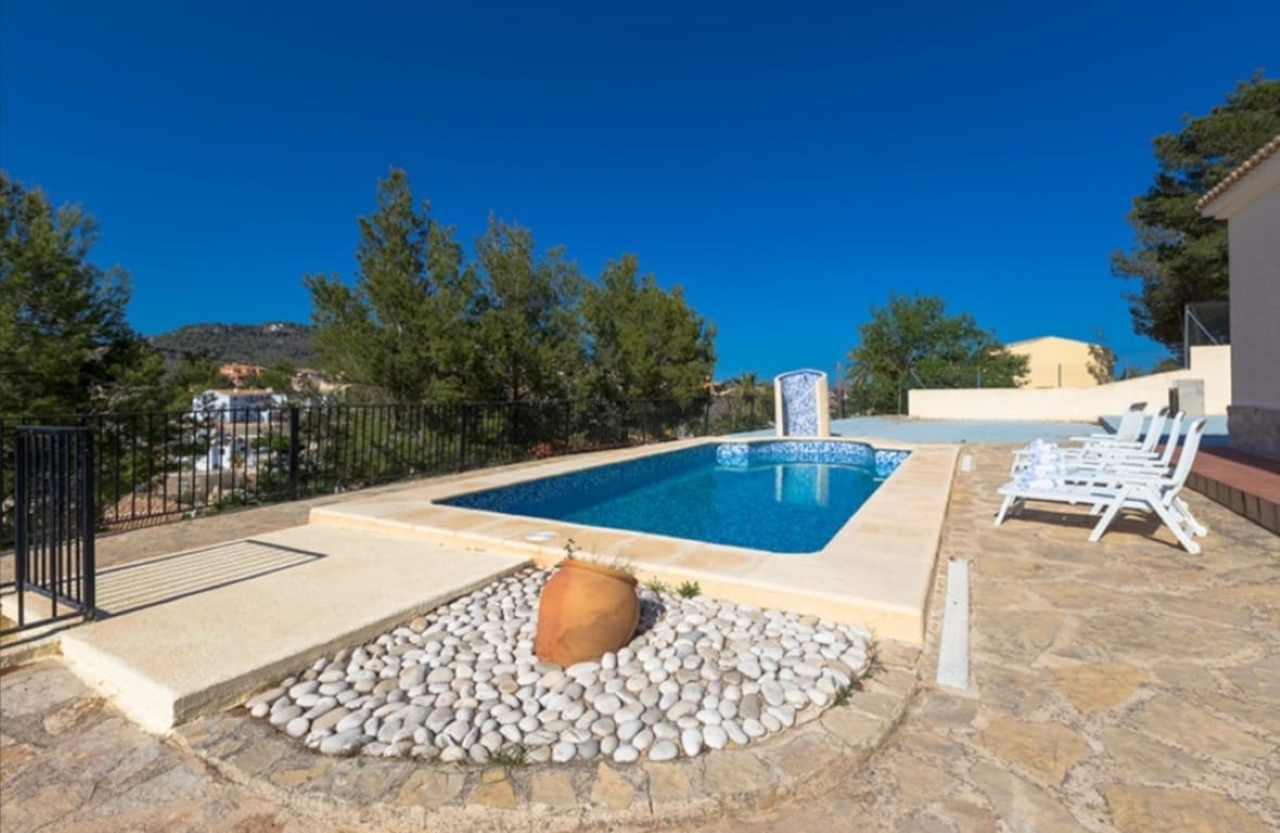 3 chambre Villa/Maison à vendre à Calpe / Calp avec piscine - 435 000 € (Ref: 10039487)