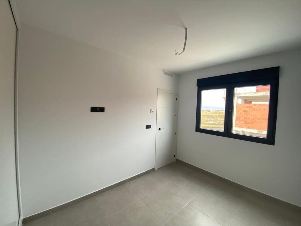 Chalet de 3 habitaciones en Los Alcázares en venta con piscina garaje - 419.900 € (Ref: 10039530)