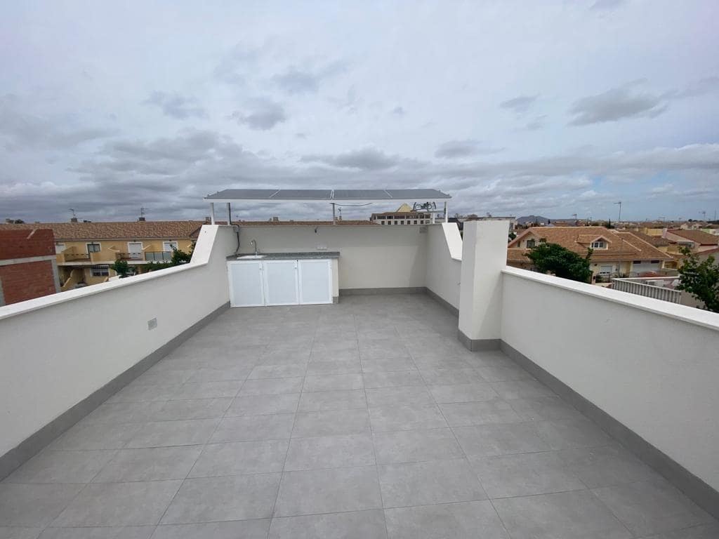 Chalet de 3 habitaciones en Los Alcázares en venta con piscina garaje - 419.900 € (Ref: 10039530)