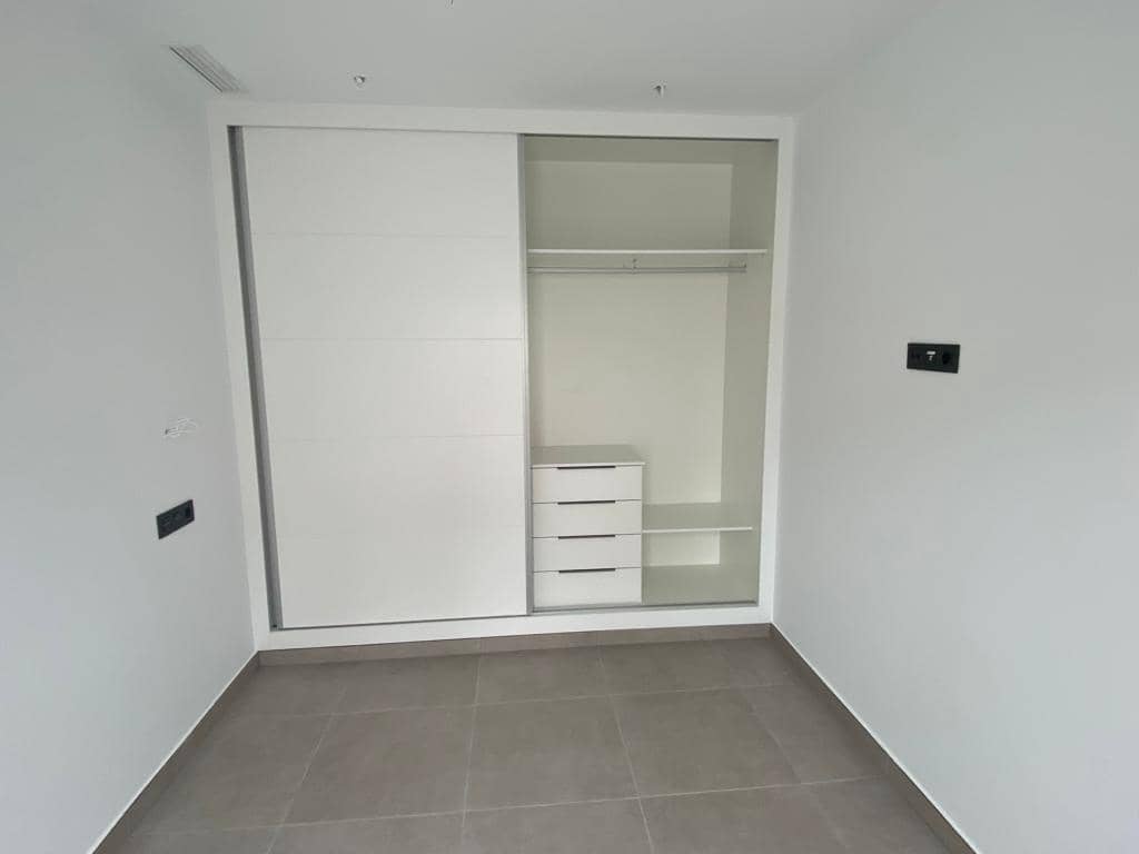 Chalet de 3 habitaciones en Los Alcázares en venta con piscina garaje - 419.900 € (Ref: 10039530)