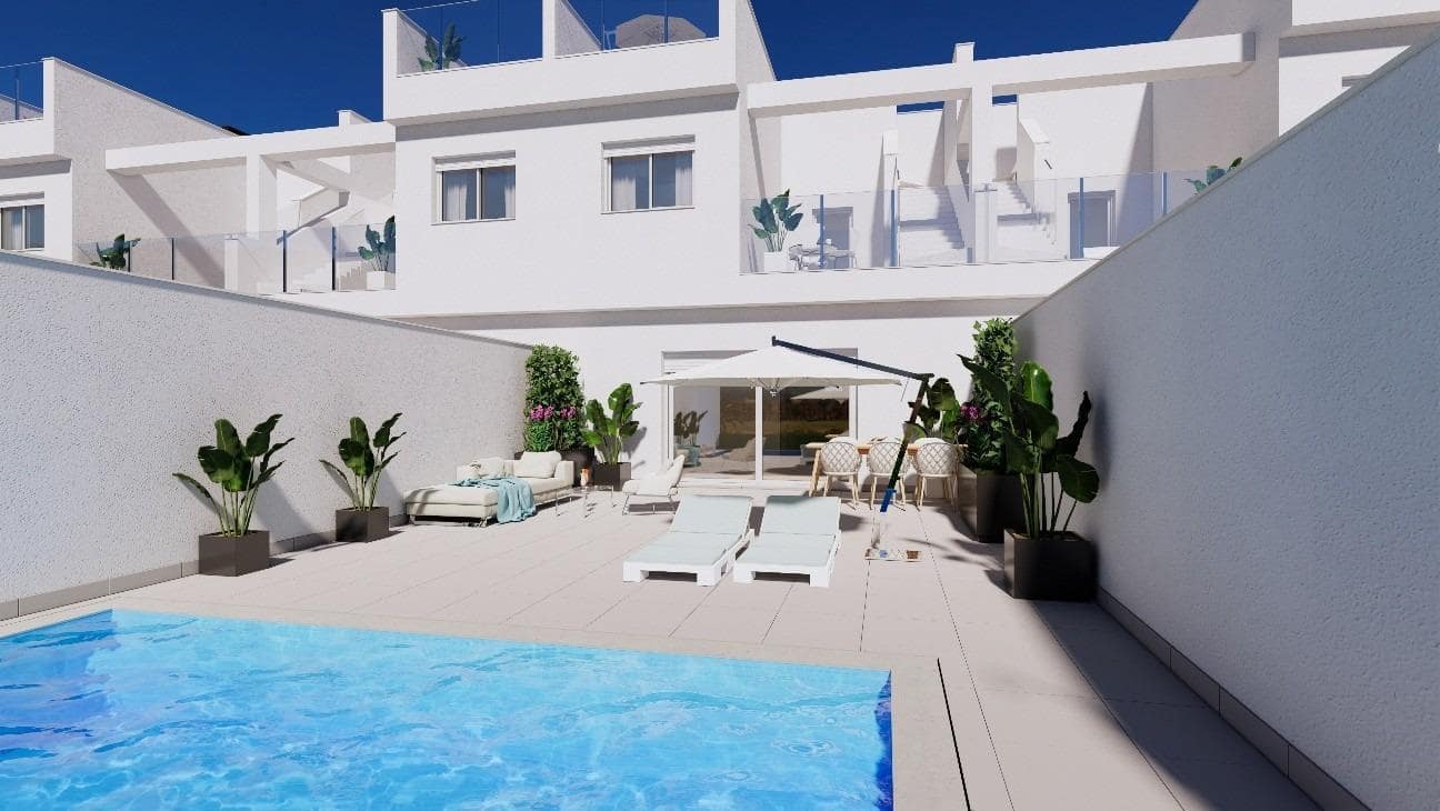 3 slaapkamer Rijtjeshuis te koop in Los Alcazares met zwembad garage - € 382.000 (Ref: 10039619)