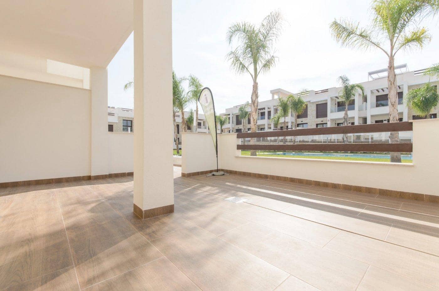 2 bedroom Bungalow for sale in Los Balcones with pool garage - € 300,000 (Ref: 10039675)