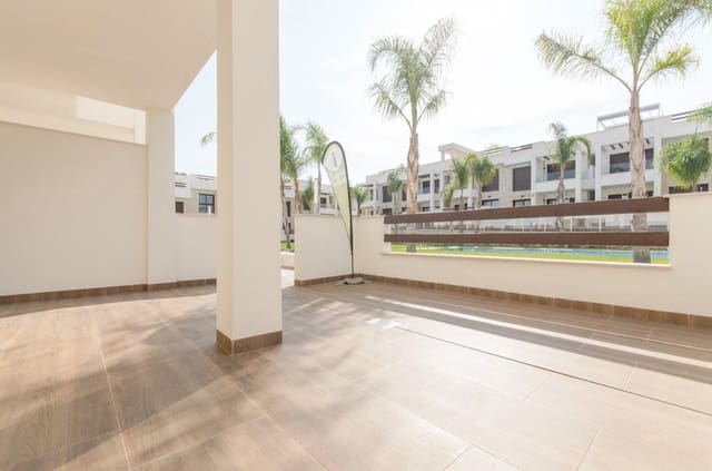 2 bedroom Bungalow for sale in Los Balcones with pool garage - € 300,000 (Ref: 10039675)