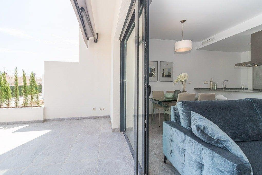 3 Zimmer Bungalow zu verkaufen in Los Balcones mit Pool Garage - 330.000 € (Ref: 10039677)