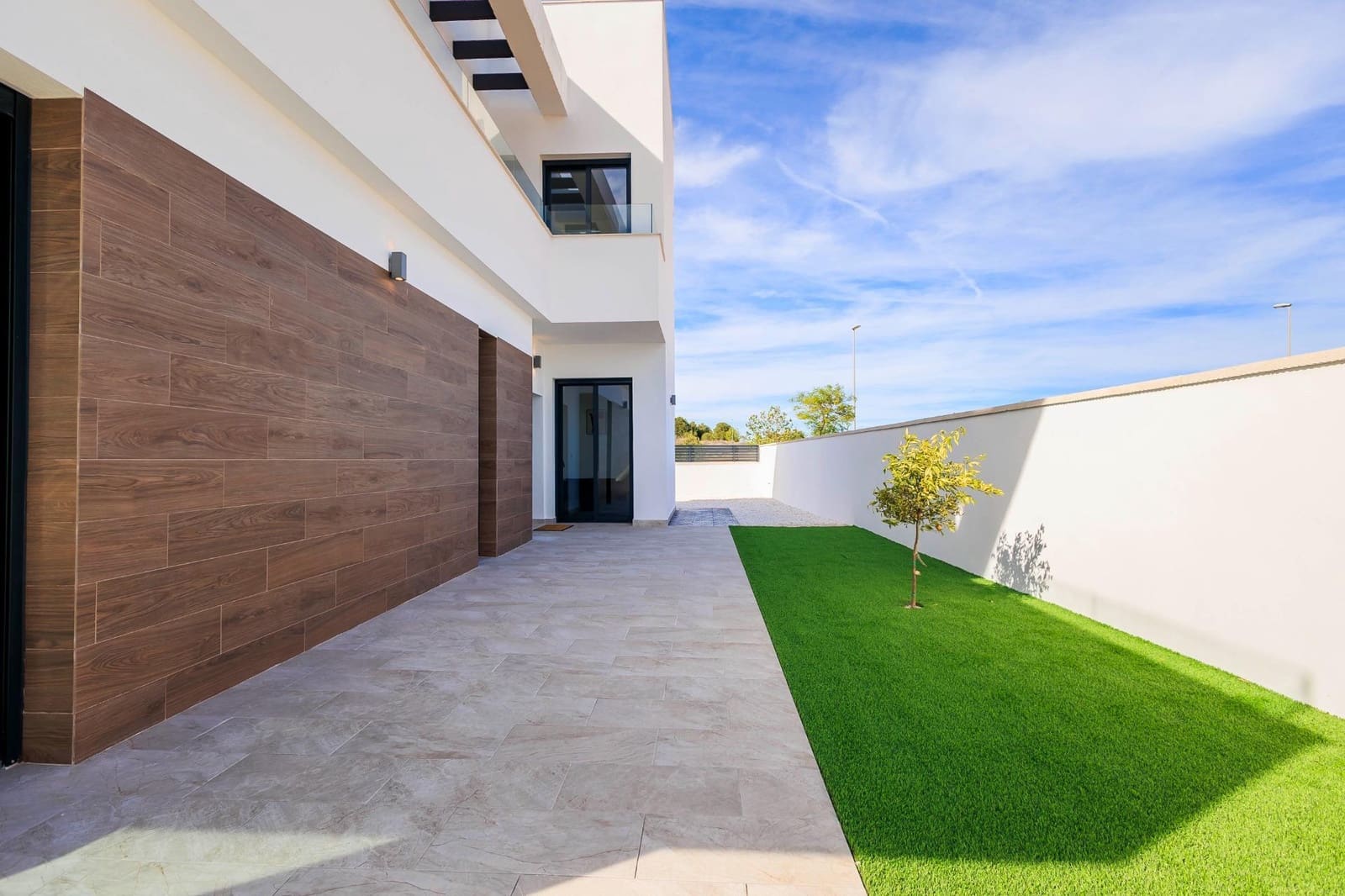 Chalet de 3 habitaciones en Pilar de la Horadada en venta con piscina garaje - 420.000 € (Ref: 10039755)