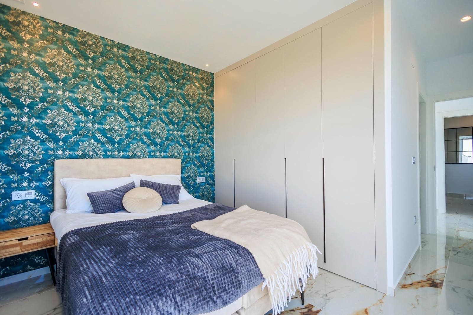 Chalet de 3 habitaciones en Pilar de la Horadada en venta con piscina garaje - 420.000 € (Ref: 10039755)