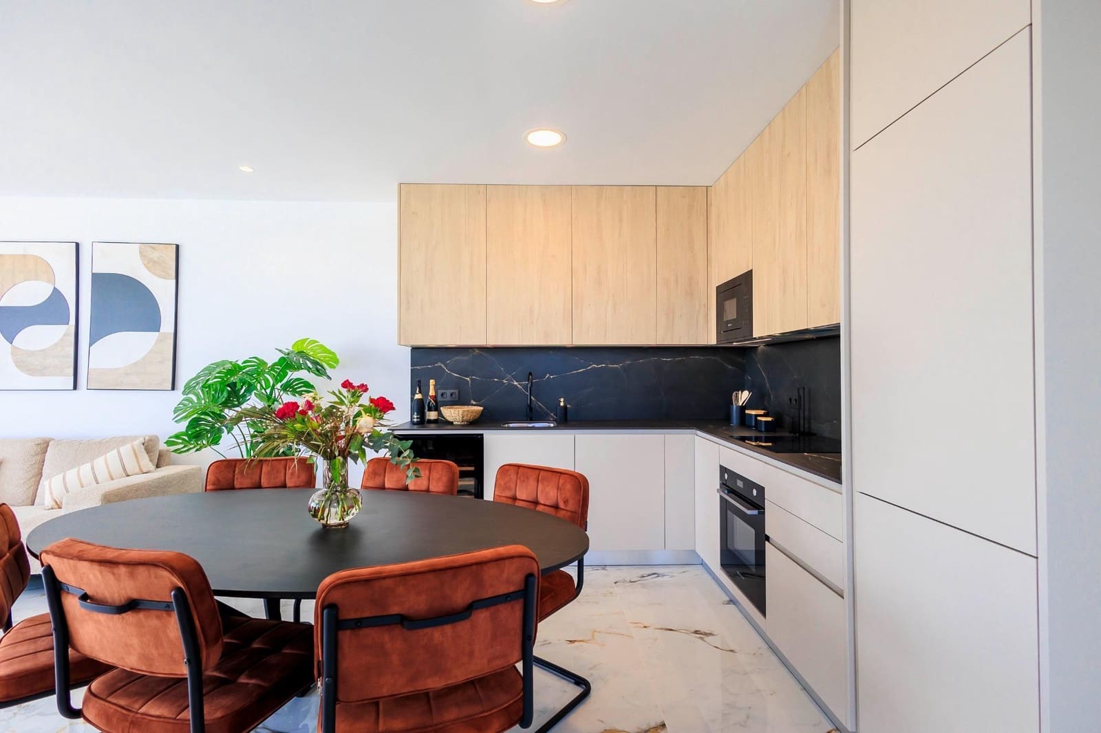 Chalet de 3 habitaciones en Pilar de la Horadada en venta con piscina garaje - 420.000 € (Ref: 10039755)