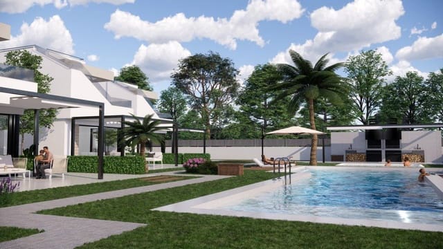 Chalet de 3 habitaciones en Pinar de Campoverde, Pilar de la Horadada en venta con piscina garaje - 420.000 € (Ref: 10039755)