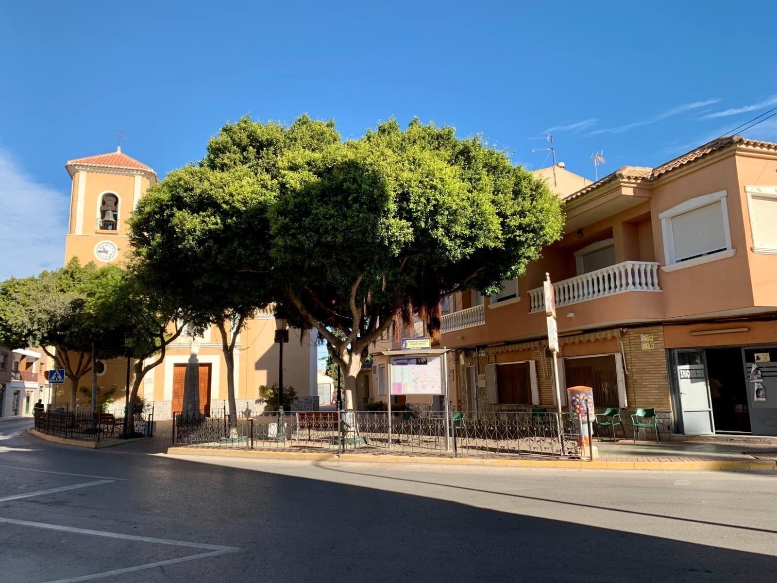 4 chambre Villa/Maison à vendre à Los Alcazares avec piscine garage - 390 000 € (Ref: 10039762)