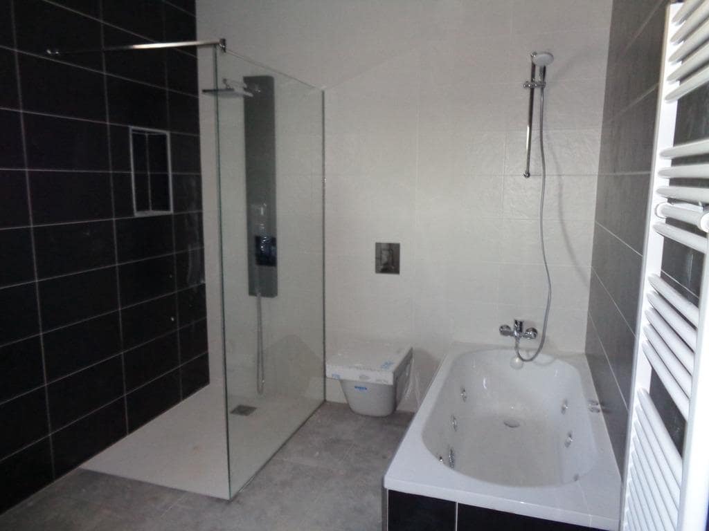 3 quarto Moradia para venda em Pinoso com piscina garagem - 398 000 € (Ref: 10039771)