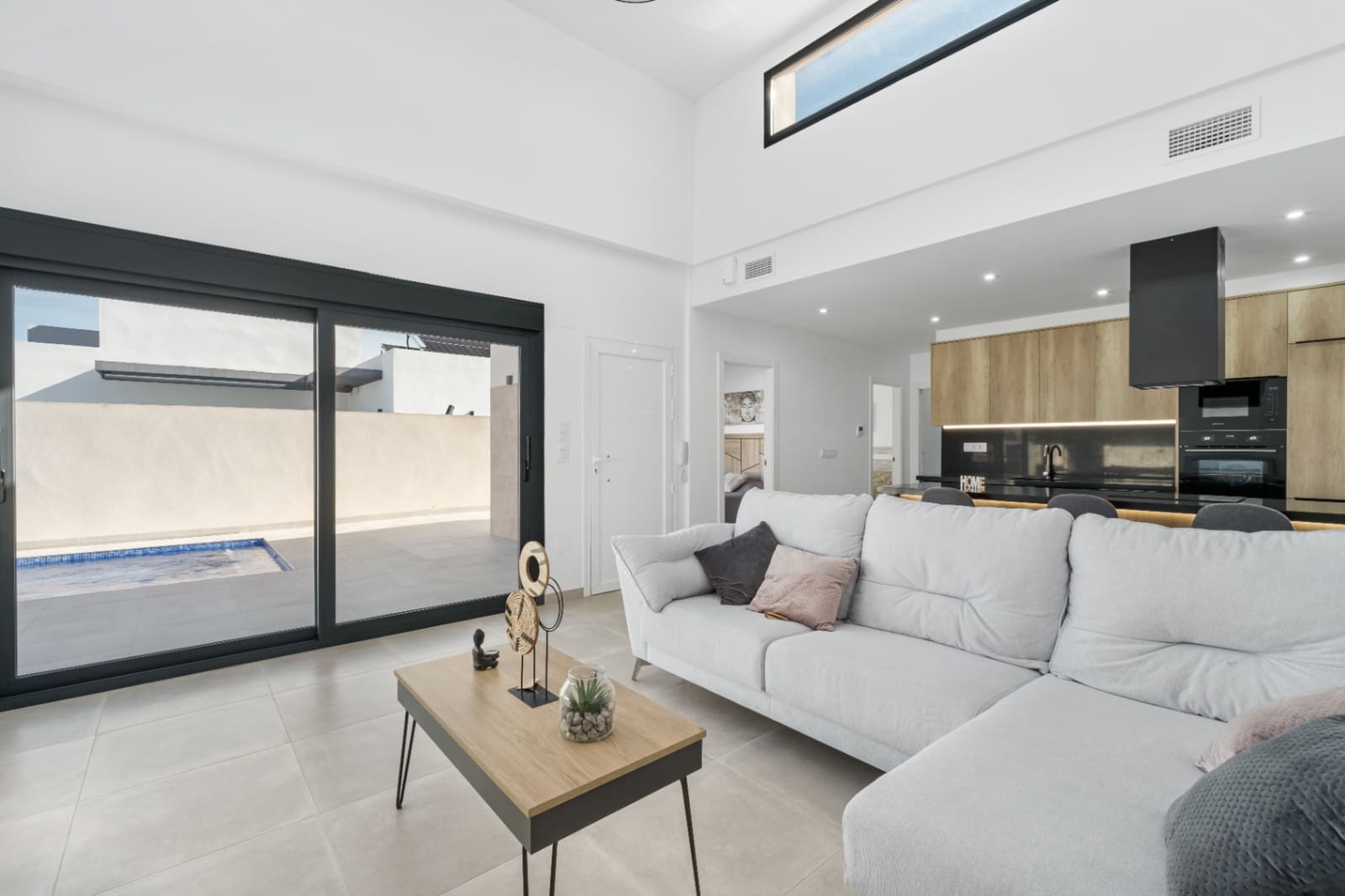 3 sovrum Radhus till salu i Daya Nueva med pool garage - 380 000 € (Ref: 10088628)