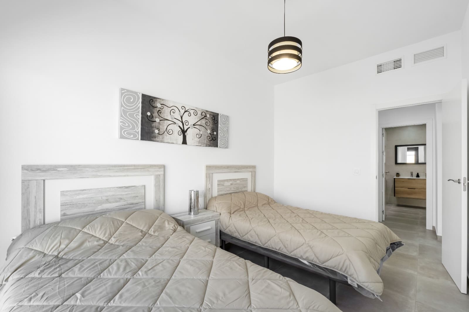 3 sovrum Radhus till salu i Daya Nueva med pool garage - 380 000 € (Ref: 10088628)