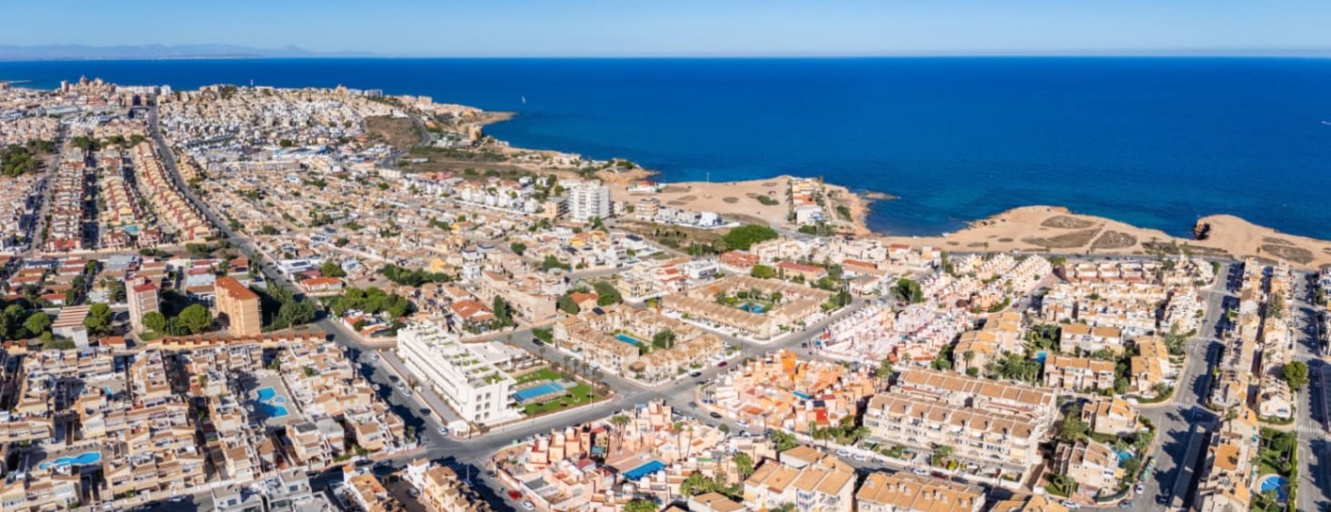 2 bedroom Apartment for sale in Torrevieja with pool garage - € 319,000 (Ref: 10172715)