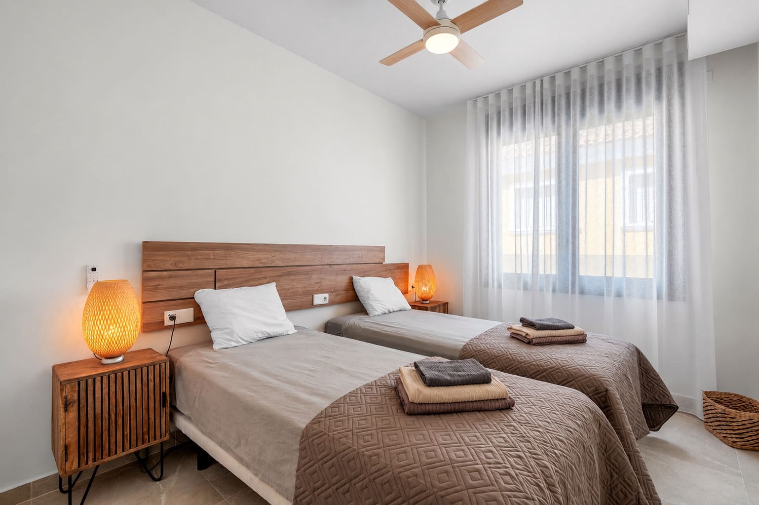 3 slaapkamer Huis te koop in Pilar de la Horadada met zwembad garage - € 515.000 (Ref: 10184043)