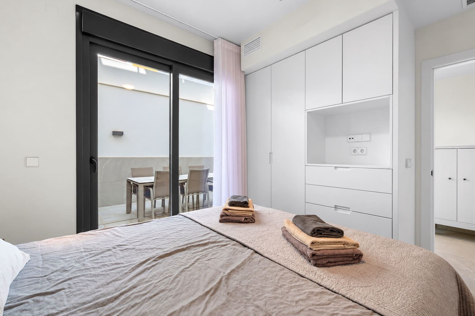 3 slaapkamer Huis te koop in Pilar de la Horadada met zwembad garage - € 515.000 (Ref: 10184043)