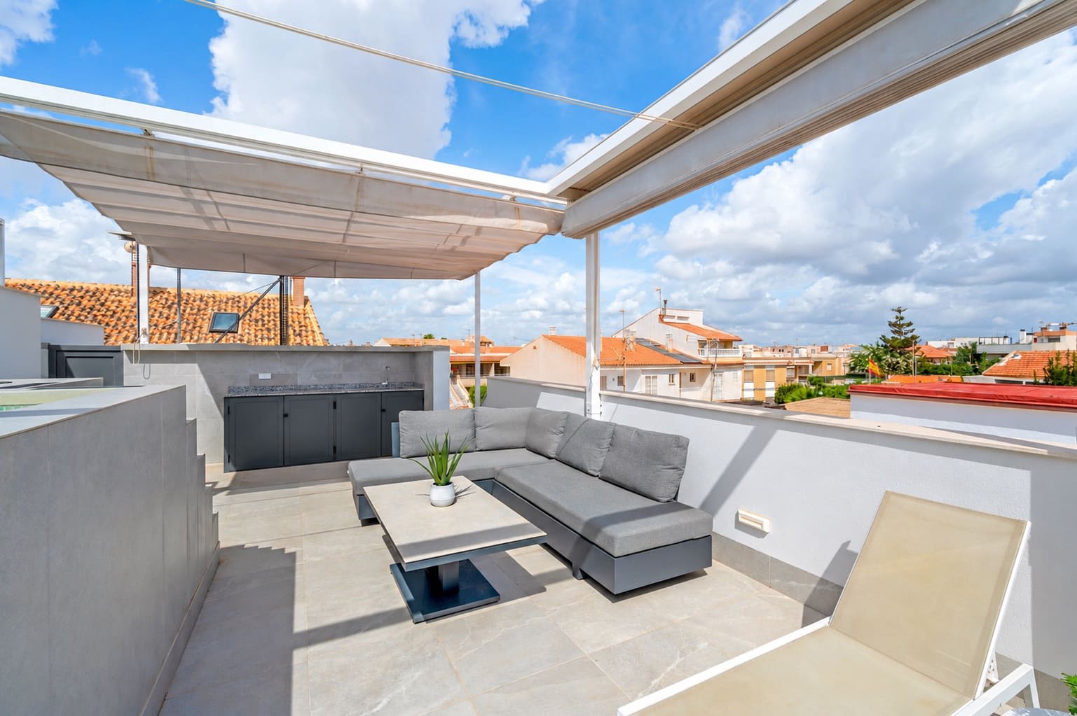 3 slaapkamer Huis te koop in Pilar de la Horadada met zwembad garage - € 515.000 (Ref: 10184043)