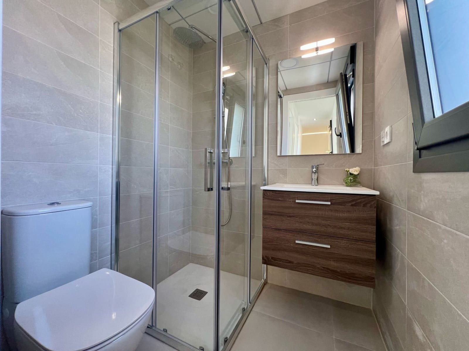 3 soveværelse Villa til salg i Villamartin med swimmingpool - € 409.000 (Ref: 8767411)