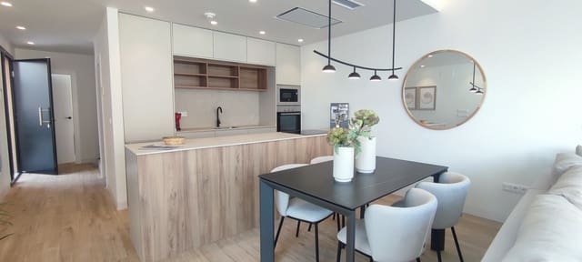 3 slaapkamer Villa te koop in Torre de la Horadada, Pilar de la Horadada met zwembad - € 628.000 (Ref: 8770152)