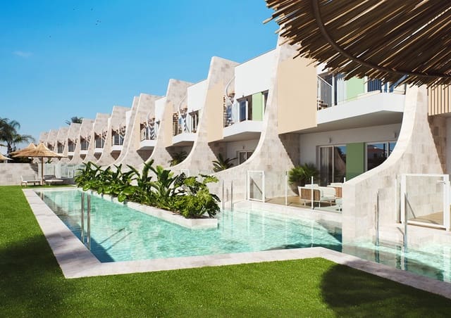 2 bedroom Penthouse for sale in Pilar de la Horadada ciudad, Pilar de la Horadada with pool - € 239,900 (Ref: 8881467)
