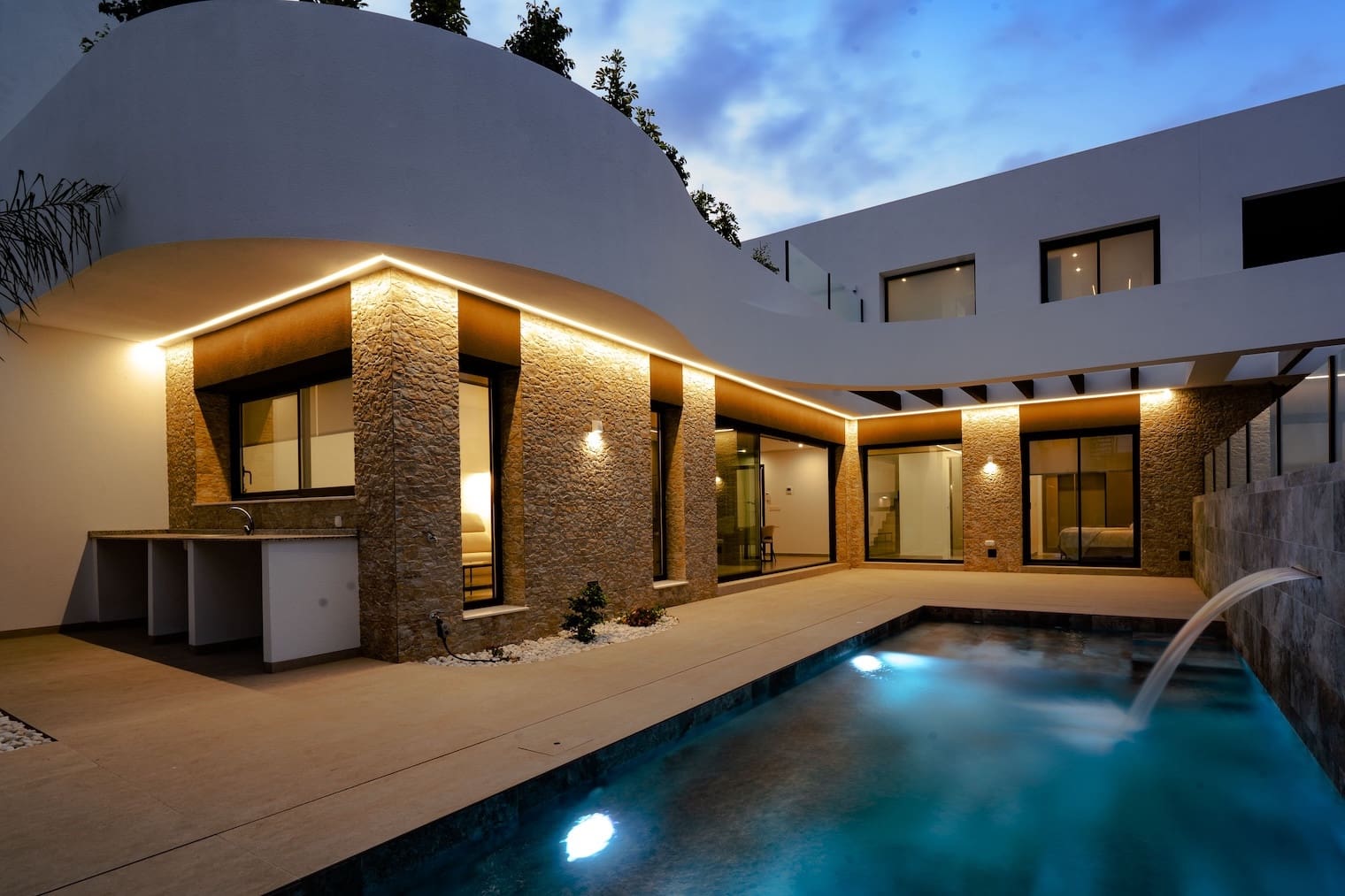 Casa de 3 habitaciones en Rojales en venta con piscina - 399.000 € (Ref: 8946130)