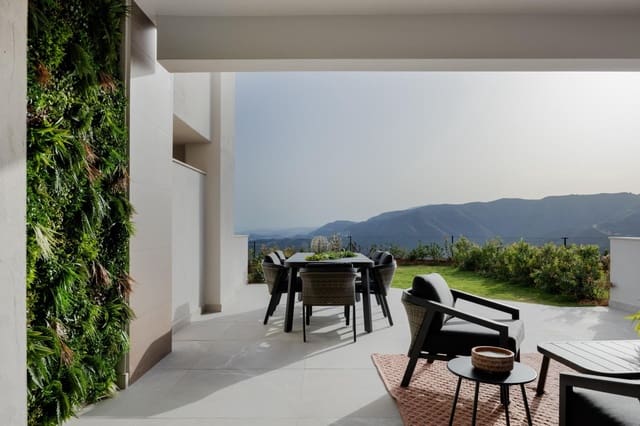 3 bedroom Townhouse for sale in Istán with pool - € 620,000 (Ref: 9060863)