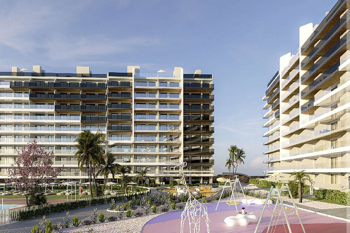 3 soveværelse Lejlighed til salg i Punta Prima med swimmingpool - € 349.000 (Ref: 9113965)