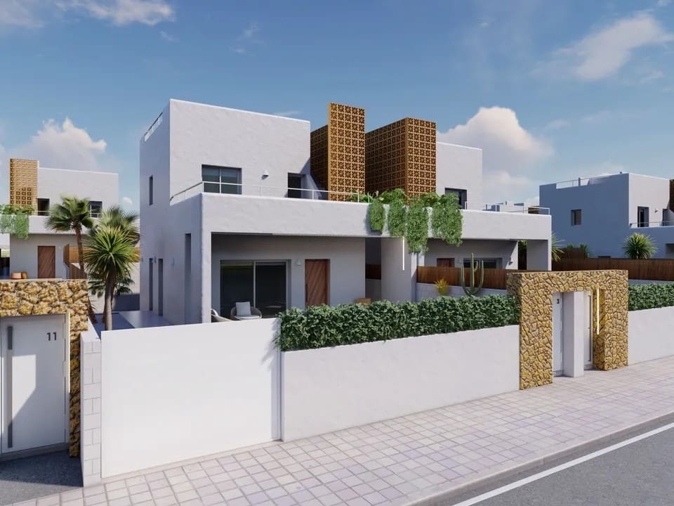 3 quarto Moradia para venda em Pilar de la Horadada com piscina garagem - 469 000 € (Ref: 9134137)