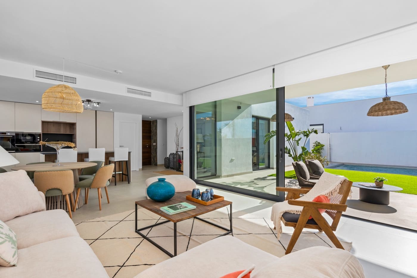 Chalet de 3 habitaciones en Mar de Cristal en venta con piscina garaje - 549.000 € (Ref: 9231412)