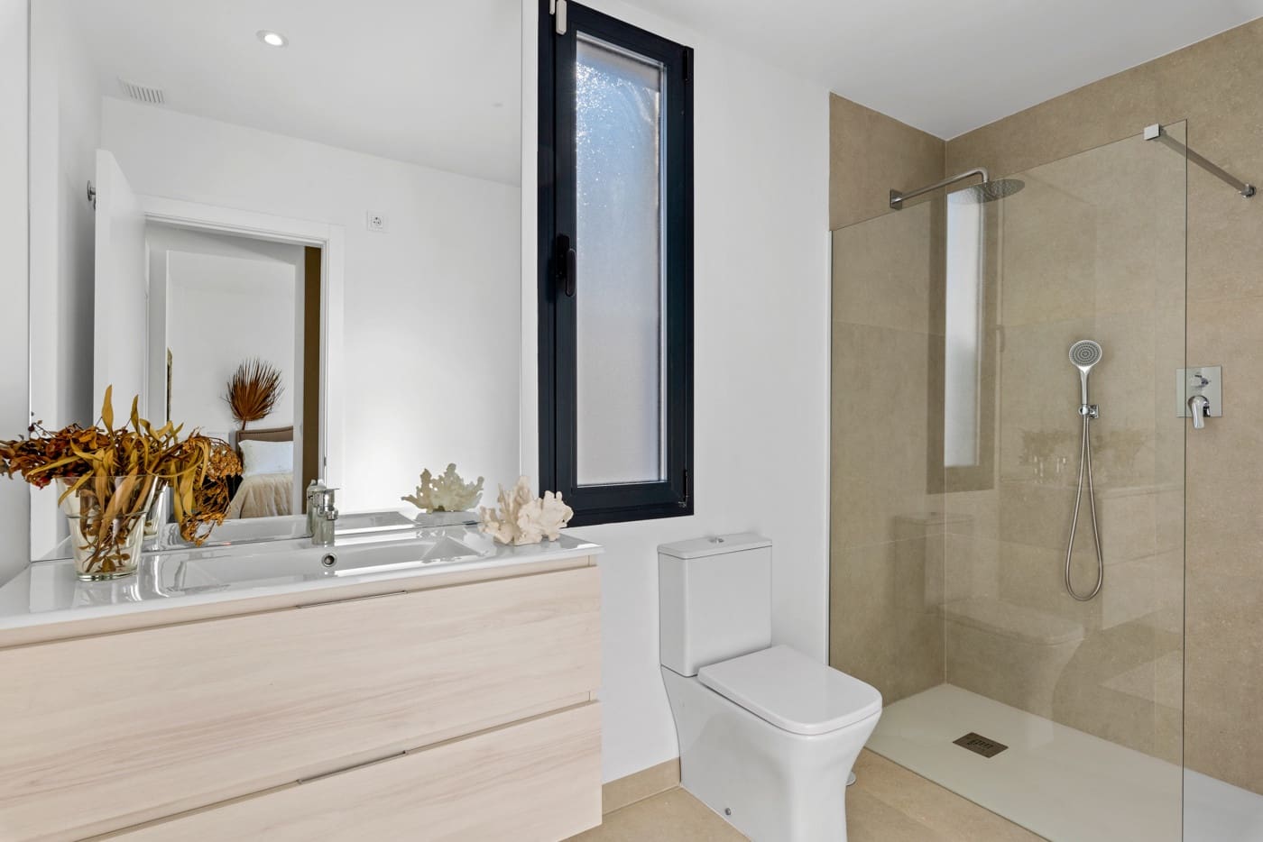 Chalet de 3 habitaciones en Mar de Cristal en venta con piscina garaje - 549.000 € (Ref: 9231412)