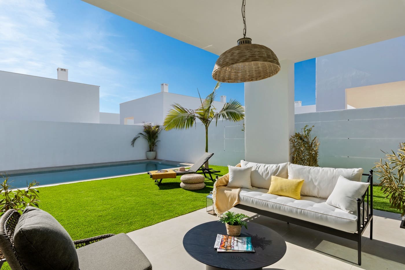 Chalet de 3 habitaciones en Mar de Cristal en venta con piscina garaje - 549.000 € (Ref: 9231412)