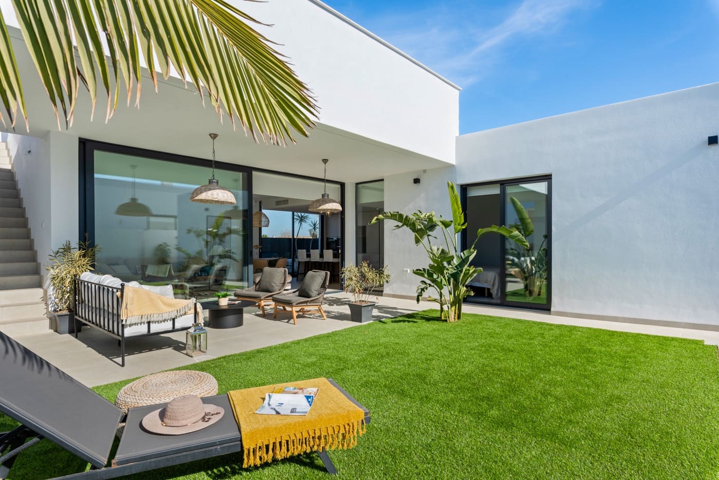 Chalet de 3 habitaciones en Mar de Cristal en venta con piscina garaje - 549.000 € (Ref: 9231412)