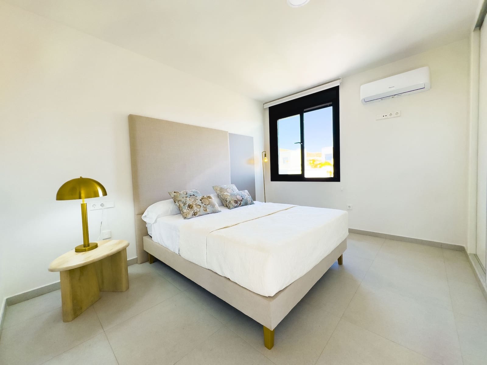 3 soverom Hus til salgs i Banos y Mendigo med svømmebasseng - € 315 000 (Ref: 9231427)